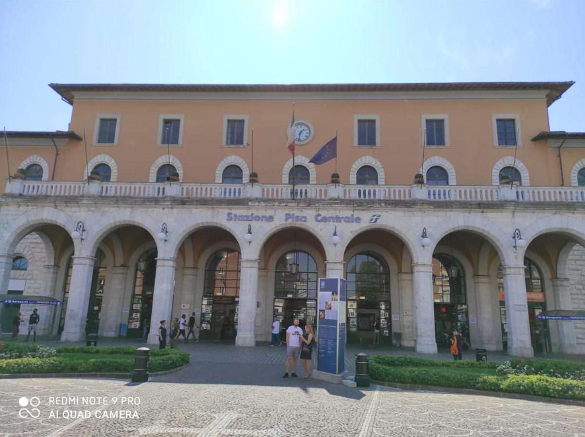 Guest House Web Room Pisa Exterior foto