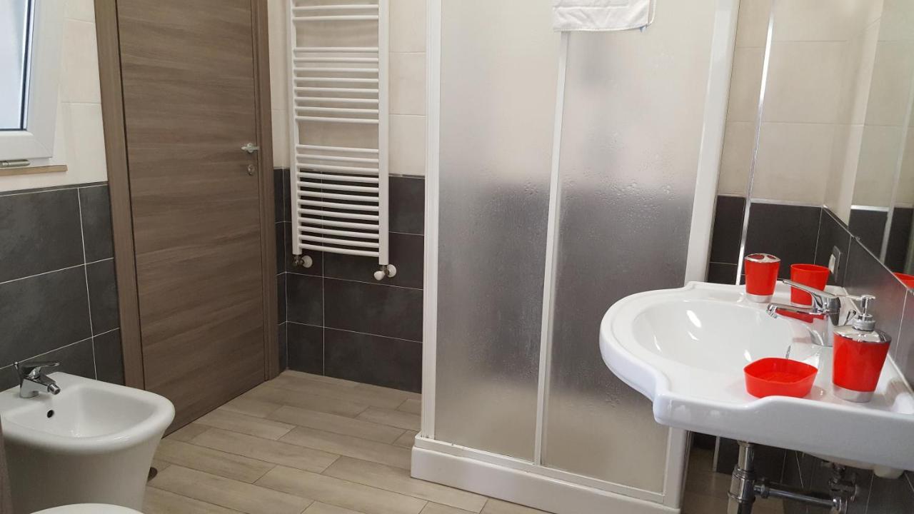 Guest House Web Room Pisa Exterior foto